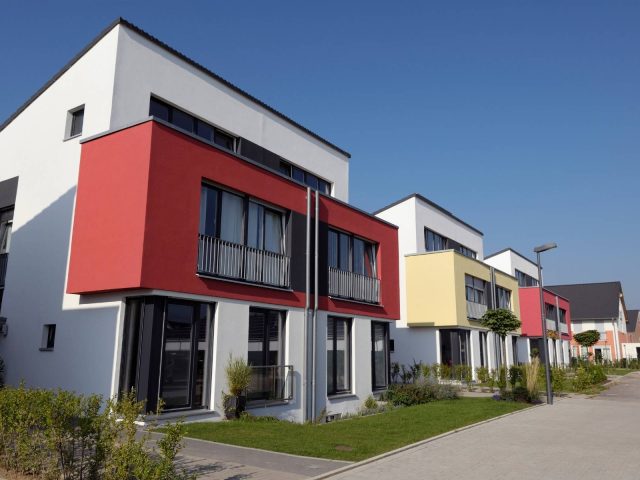 External Wall Repair And Painting: Protecting Your Building’s Façade