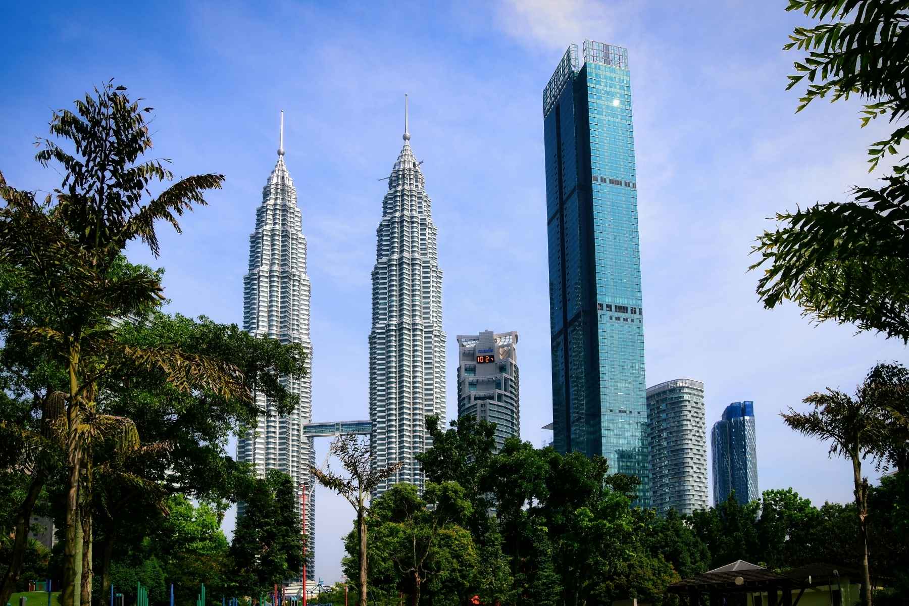 How Malaysia’s Weather Affects Building Maintenance
