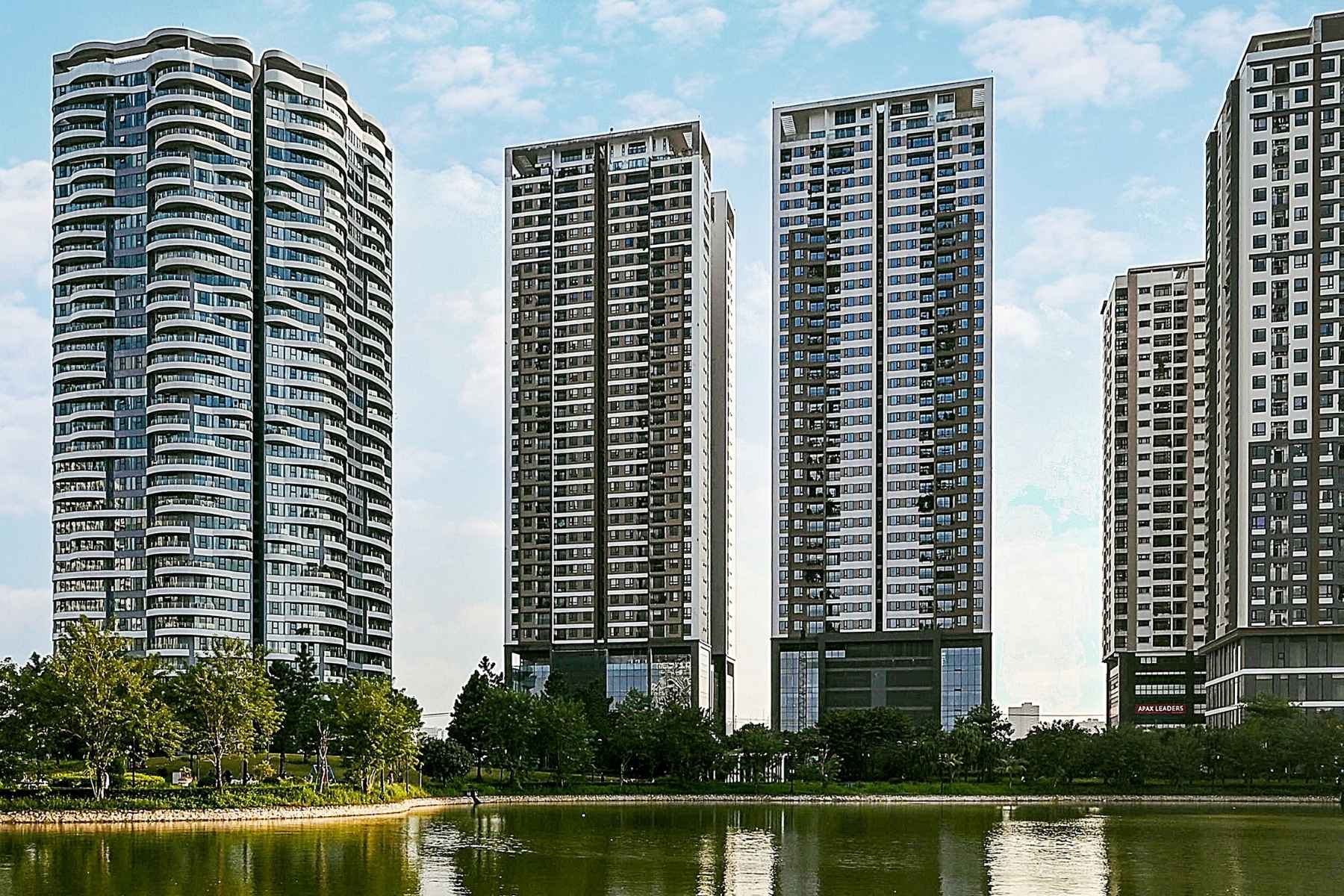 Condominium Vs Serviced Apartment In Malaysia